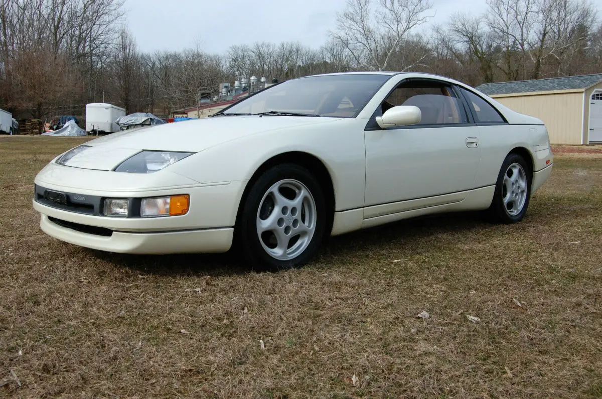 1990 nissan 300zx 9k original miles.... white pearl/tan leather, 3.0 liter 6 cyl