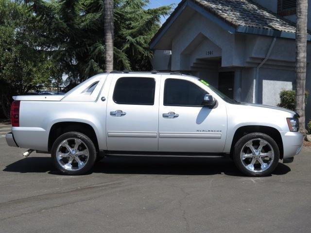 used 2013 chevrolet avalanche 4x4 lt merced, ca 95340 for sale in merced, california