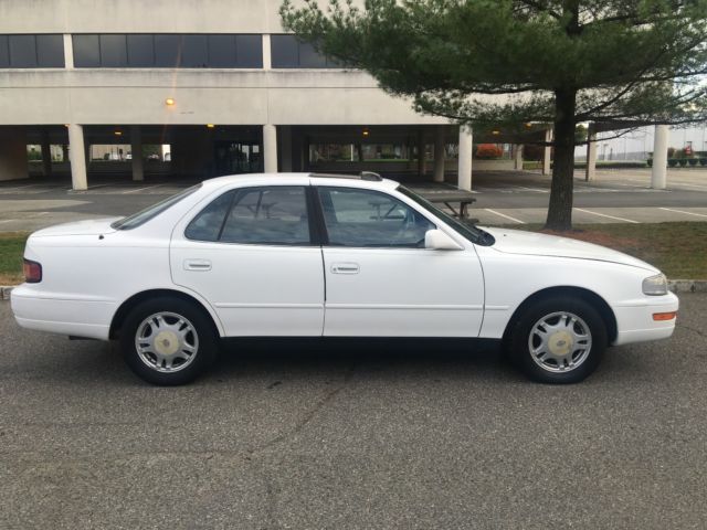 '94 toyota camry xle v6, 59k miles, 1 owner, see photos!
