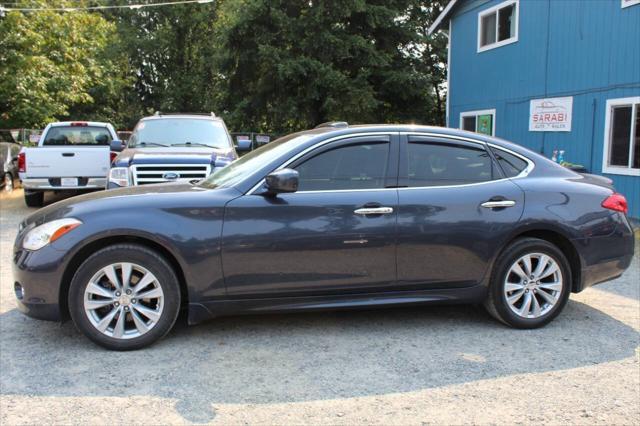 2011 infiniti m37x base