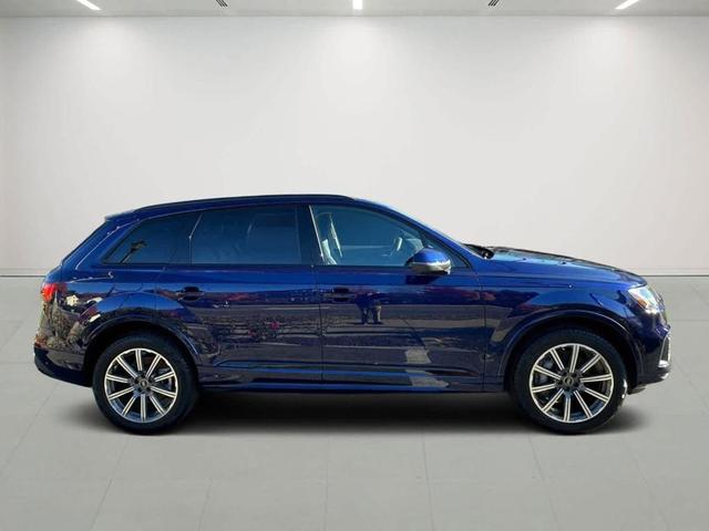 2023 audi q7 45 premium plus
