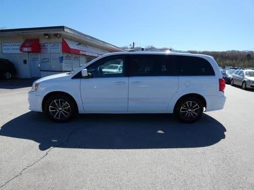 2016 dodge grand caravan sxt in worcester, massachusetts