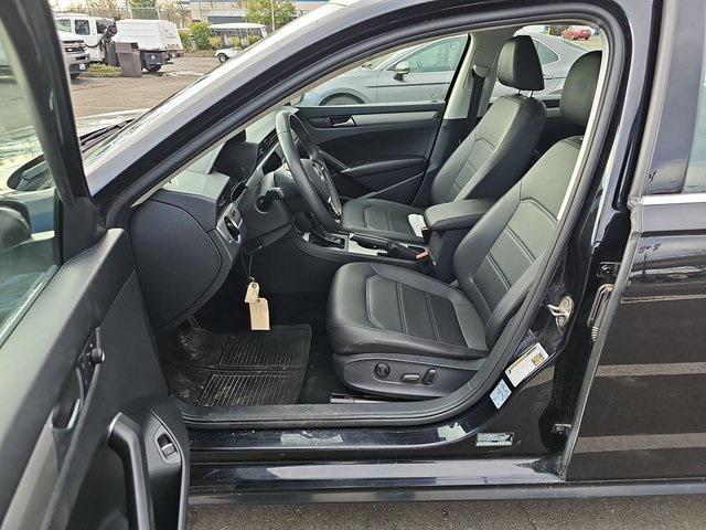 2022 volkswagen passat 2.0t se