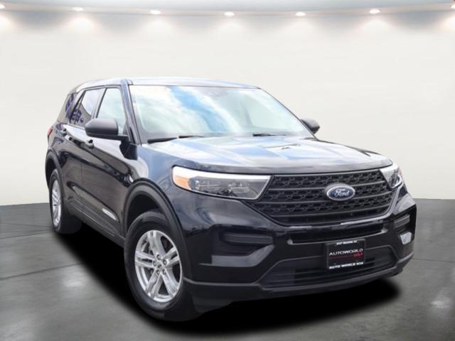 2022 ford explorer base