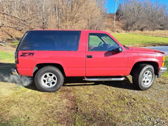 1994 chevrolet blazer suv red 4wd automatic k1500