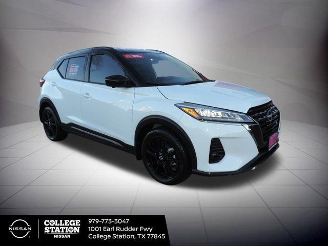 2023 nissan kicks sr