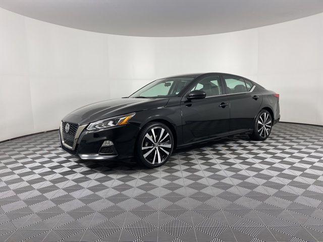 2022 nissan altima 2.5 sr