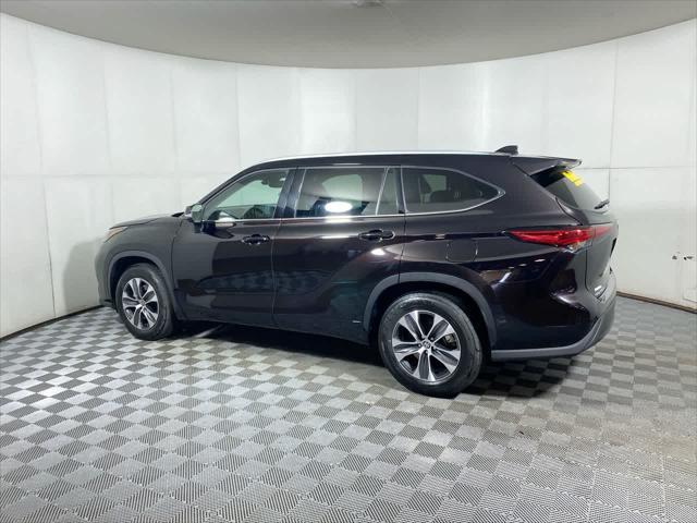 2022 toyota highlander xle