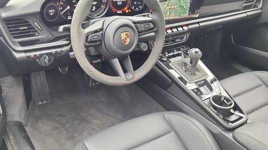 2023 Porsche 911 carrera s