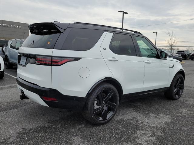 2024 land rover discovery p300 dynamic se