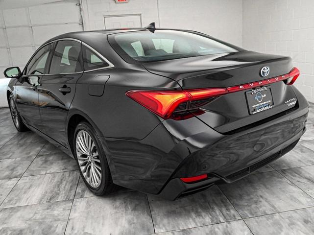 2021 toyota avalon hybrid limited