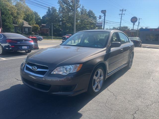 2009 subaru legacy base