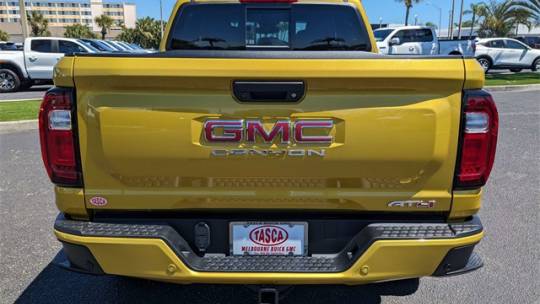 2024 GMC Canyon