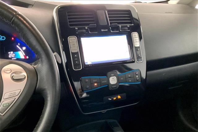 2015 nissan leaf sv