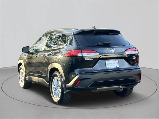 2022 toyota corolla cross le