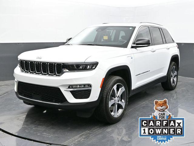 2022 jeep grand cherokee 4xe base
