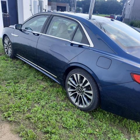 2017 lincoln continental reserve