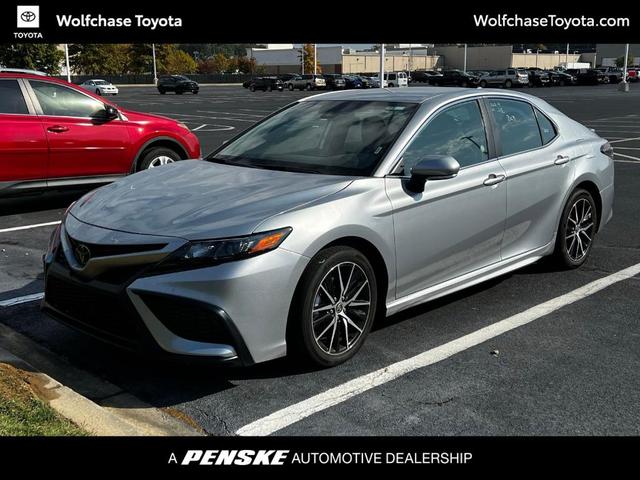 2024 toyota camry se