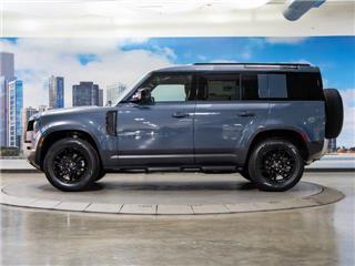 2025 Land Rover Defender 110 p300 s