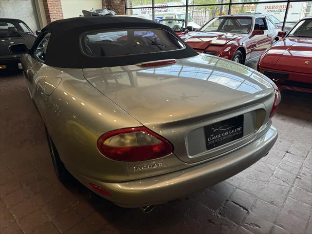 1999 jaguar xk8 base