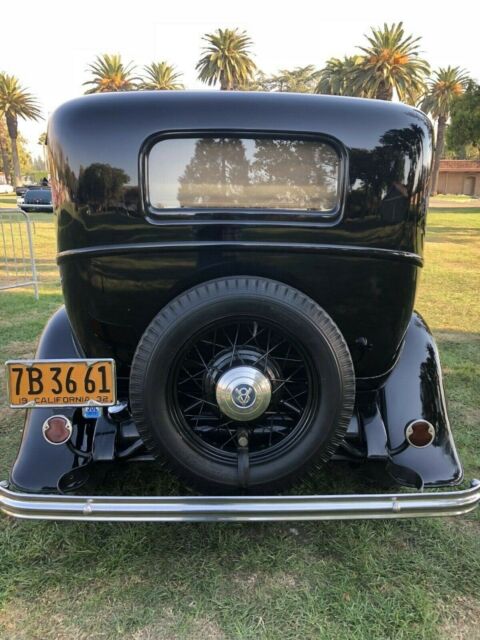 1932 ford deluxe - all original paint car - rare!!