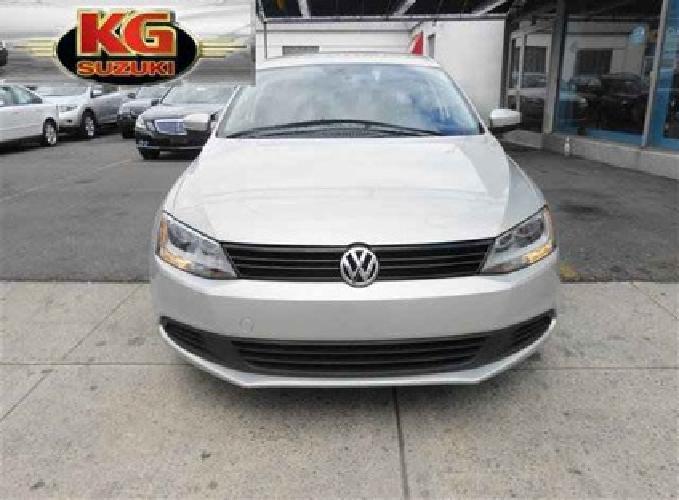 2011 volkswagen jetta sedan se w/convenience in astoria, ny