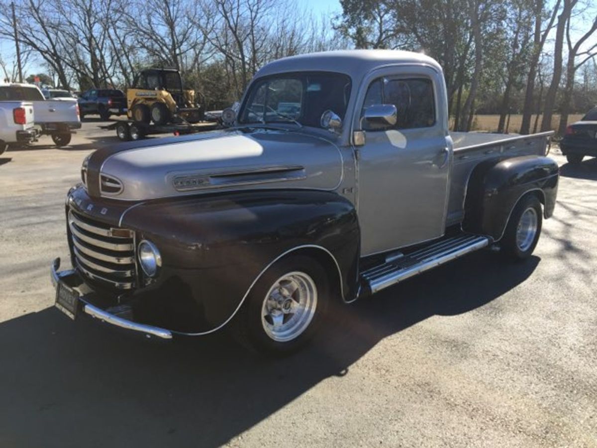 ford289 punched to 302 , automatic , chrome pkg , plush seats take a look