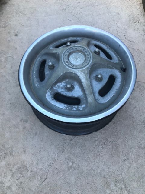 15in steel wheel fits 1964-1989 ford f-100 f-150 with oem hubcaps