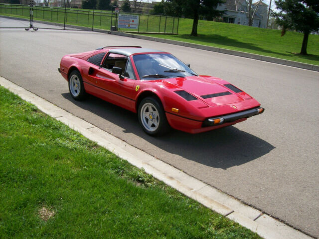 1985 ferrari 308 gts quattrovalvole red convertible 2-dr 3.0l v8 16v dohc
