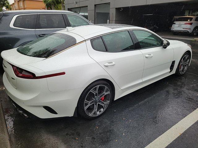 2020 kia stinger gt2