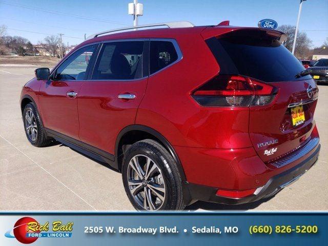 2019 nissan rogue sv in dresden, missouri