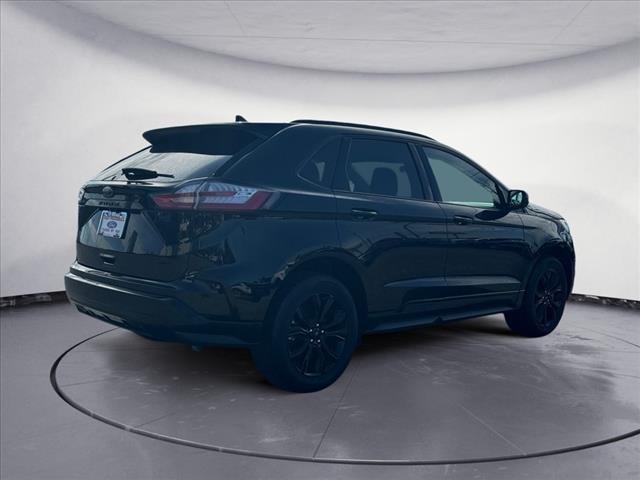 2023 ford edge se