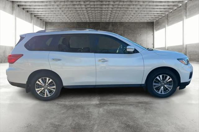 2018 nissan pathfinder sl