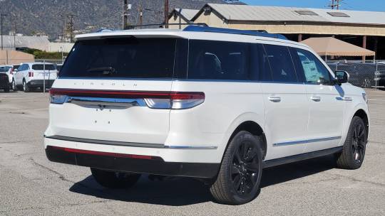 2024 Lincoln Navigator