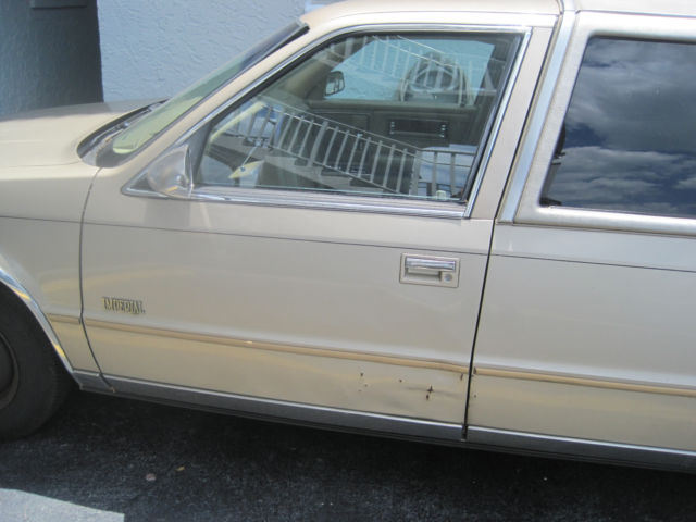 1992 chrysler imperial - $99 start - no reserve!