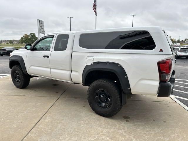 2022 toyota tacoma sr