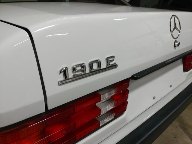 excellent condition classic mercedes benz 190e 6 cylinder beautiful!!!!