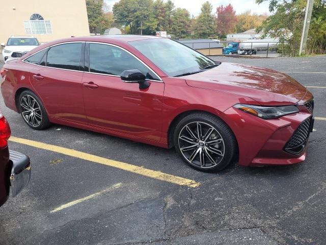 2019 toyota avalon touring