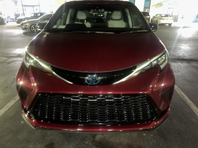 2023 toyota sienna xse