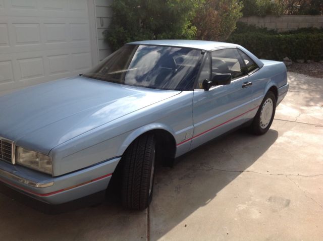 1989 cadallic allante convertible with hard top
