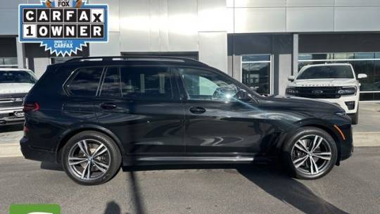 2023 BMW X7