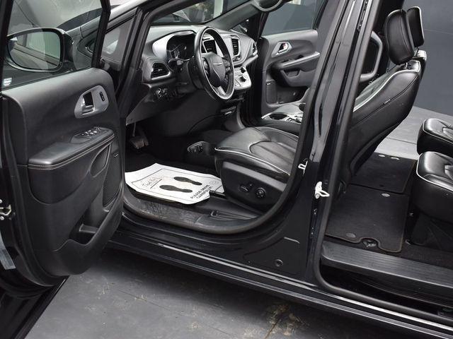 2018 chrysler pacifica limited