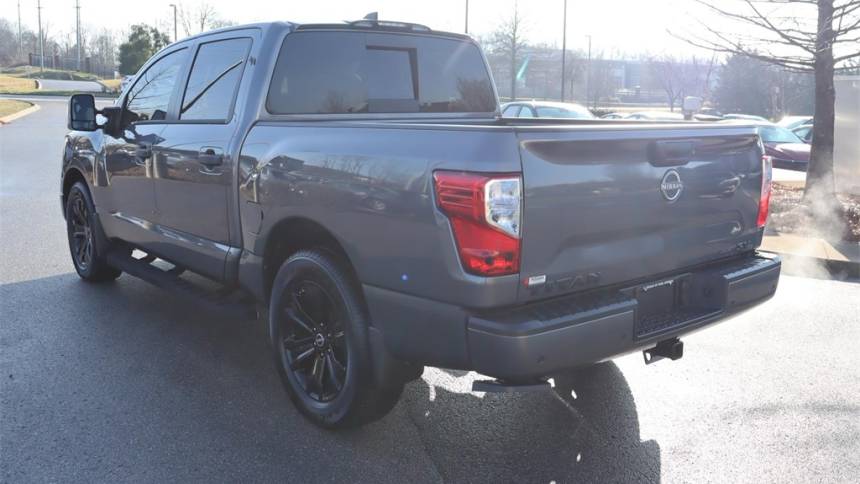 2024 nissan titan sv
