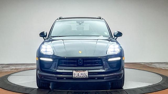 2024 porsche macan base