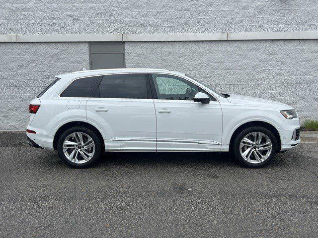 2024 audi q7 55 premium plus