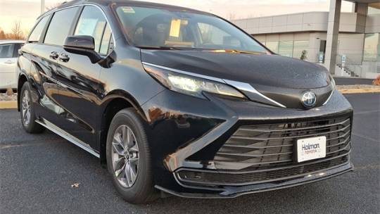 2025 Toyota Sienna