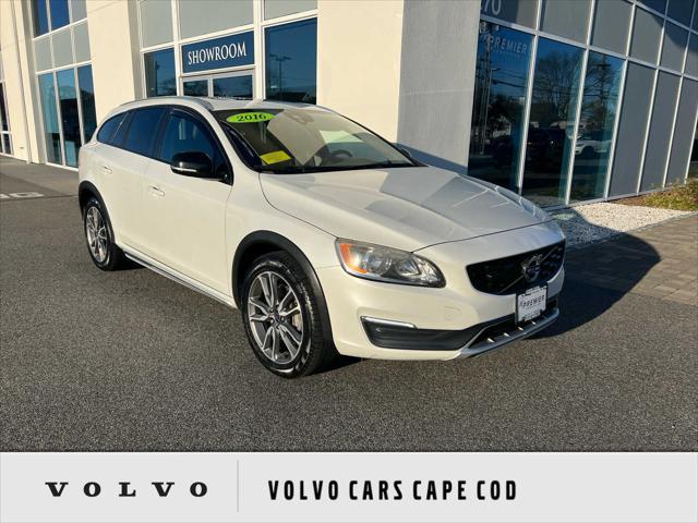 2016 volvo v60 cross country t5