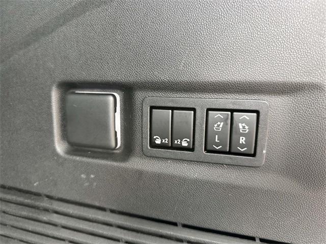 2022 gmc yukon xl at4