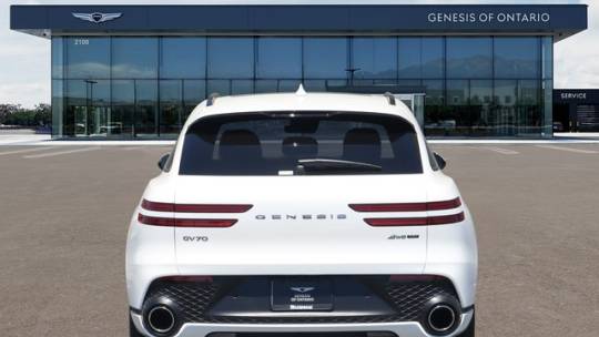 2025 Genesis GV70