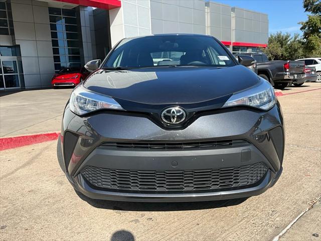 2022 toyota c-hr xle